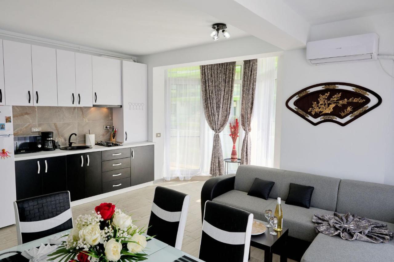 Moon Sea View Apartment - Spa N Pools Resort Mamaia Ngoại thất bức ảnh