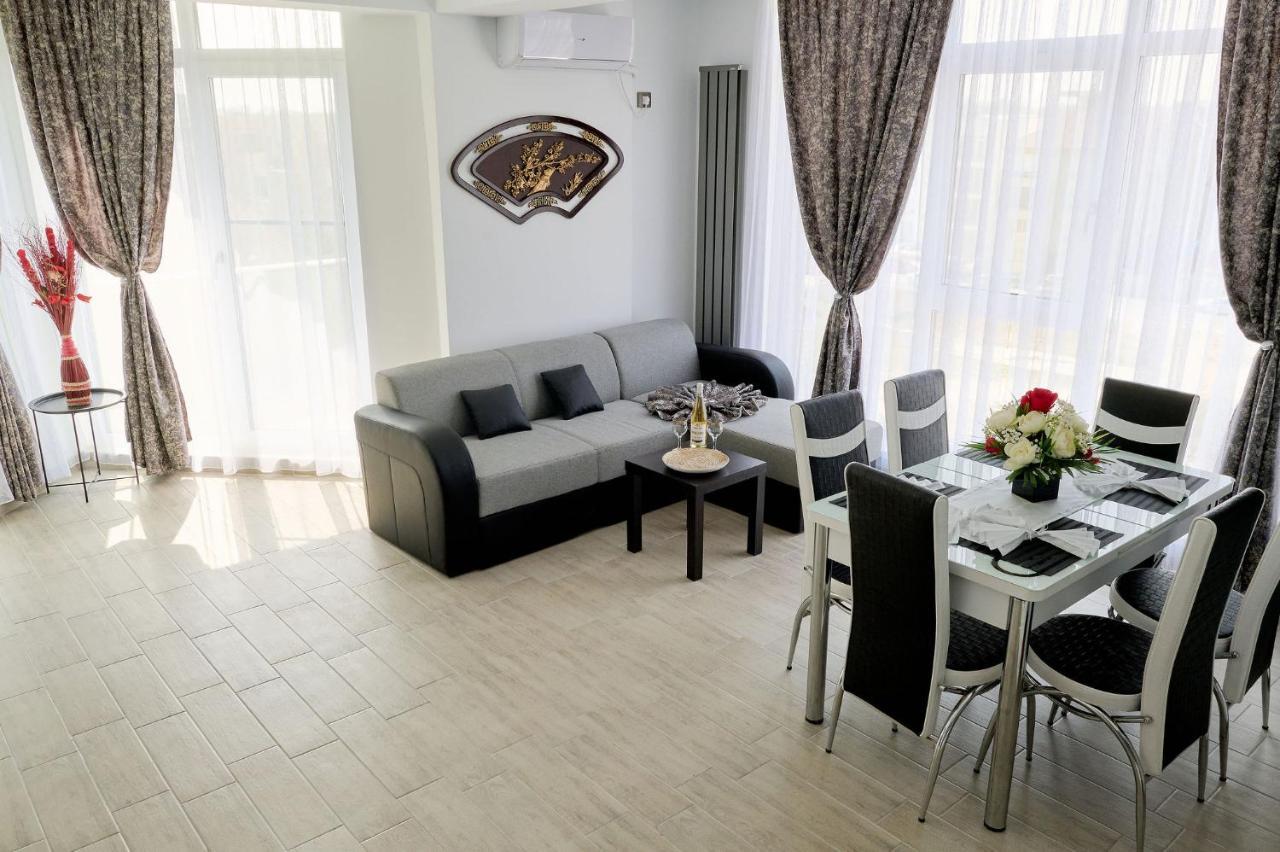 Moon Sea View Apartment - Spa N Pools Resort Mamaia Ngoại thất bức ảnh