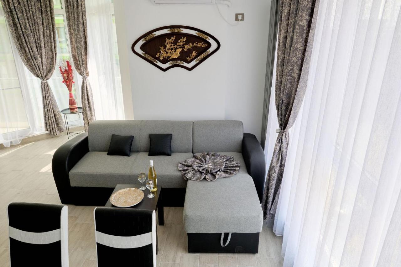 Moon Sea View Apartment - Spa N Pools Resort Mamaia Ngoại thất bức ảnh