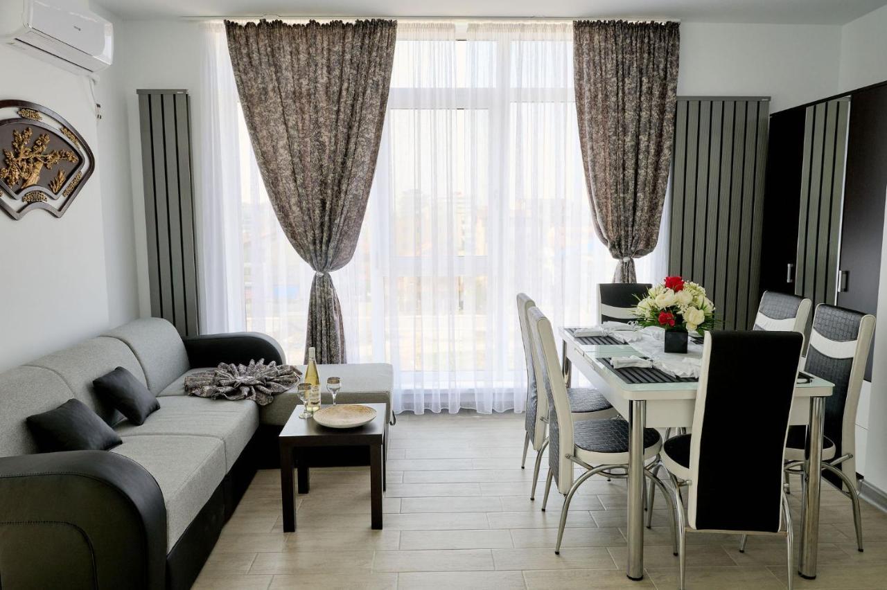 Moon Sea View Apartment - Spa N Pools Resort Mamaia Ngoại thất bức ảnh